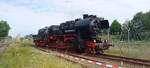 BR 52 8177-9 ( Else ) bei Fhrerstandmitfahrten beim Sommerfest BW Schneweide.