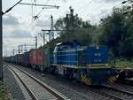 BR 275 102 der EVB mit Containerzug durch HH-Harburg -> Hafen. 