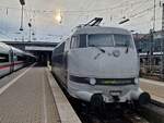 BR 103 222 von RailAdventure steht Mnchen Hbf.