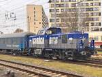 BR 1002 021-6 von Alstom beim Rangieren von RDC Wagen beim Bahnhof Berlin Lichtenberg.