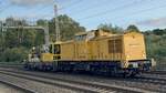 BR 203 304-1 DB Bahnbau Gruppe mit Bauzug bei der Durchfahrt Dedensen-Gmmer -> Wunstorf.