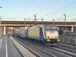 BR 146 502 (146-02) als (RE 3 / ME 82115 Hamburg Hbf -> Hannover Hbf) bei der Ausfahrt HH-Harburg.