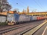 BR 185 516-2 (Lok Dich Ein!) + 185 514-7 von VPS mit Salzzug bei der Durchfahrt HH-Harburg.