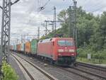 BR 152 142-6 mit Containern bei der Durchfahrt HH-Harburg -> Hafen.