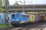 BR 140 851-7 (PRESS 140 038-0) mit Containern durch HH-Harburg Richtung Maschen/Buchholz.